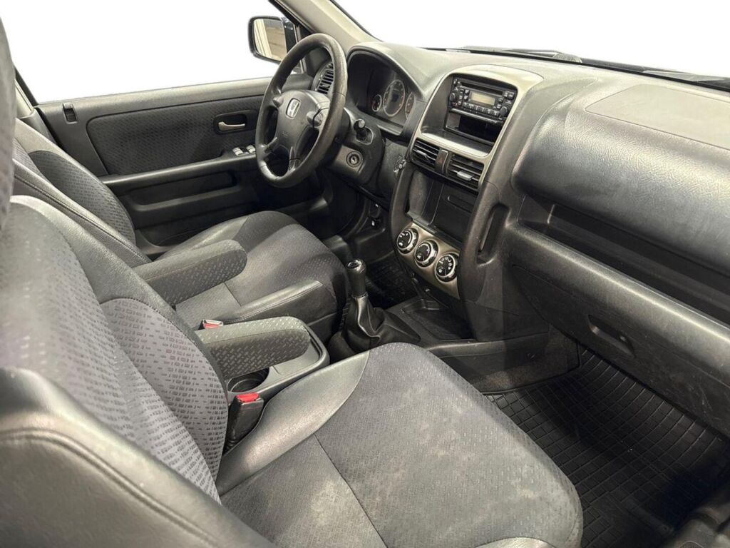 Honda CR-V 2004 Musta