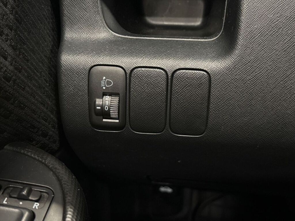 Honda CR-V 2004 Musta