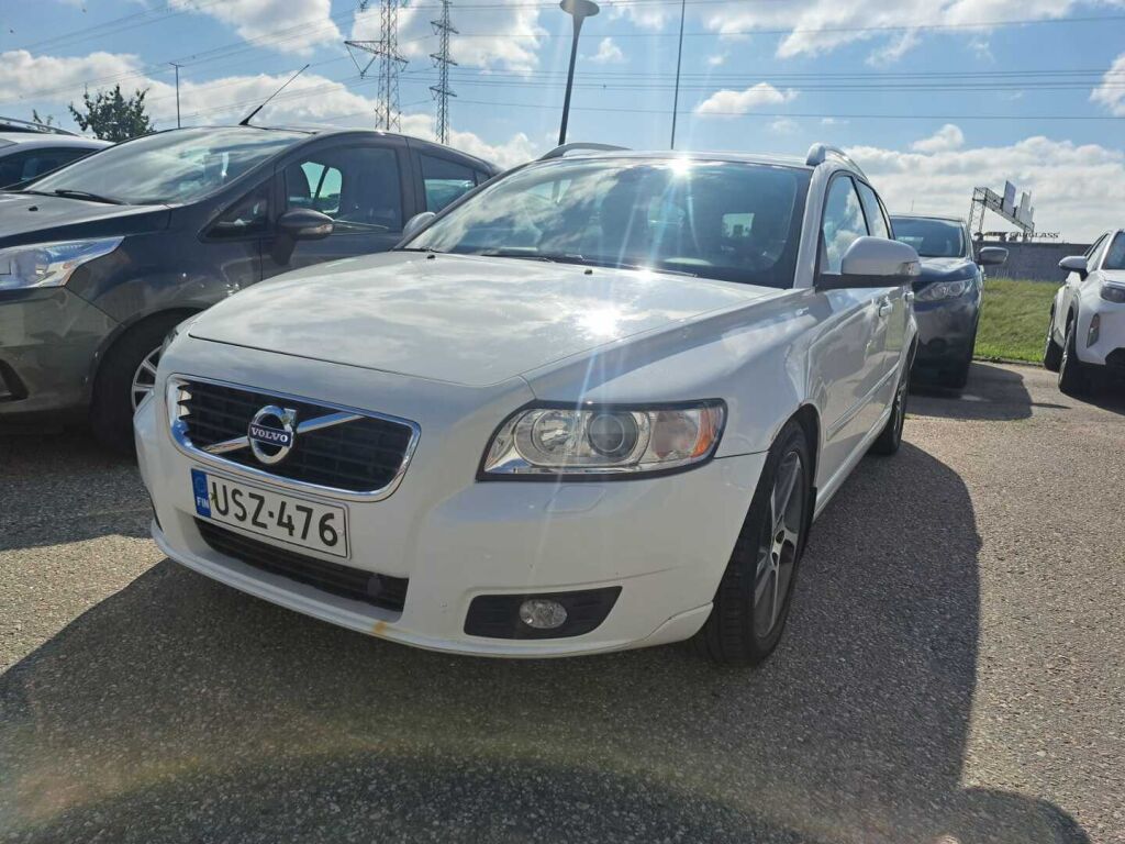 Volvo V50 2012 Valkoinen