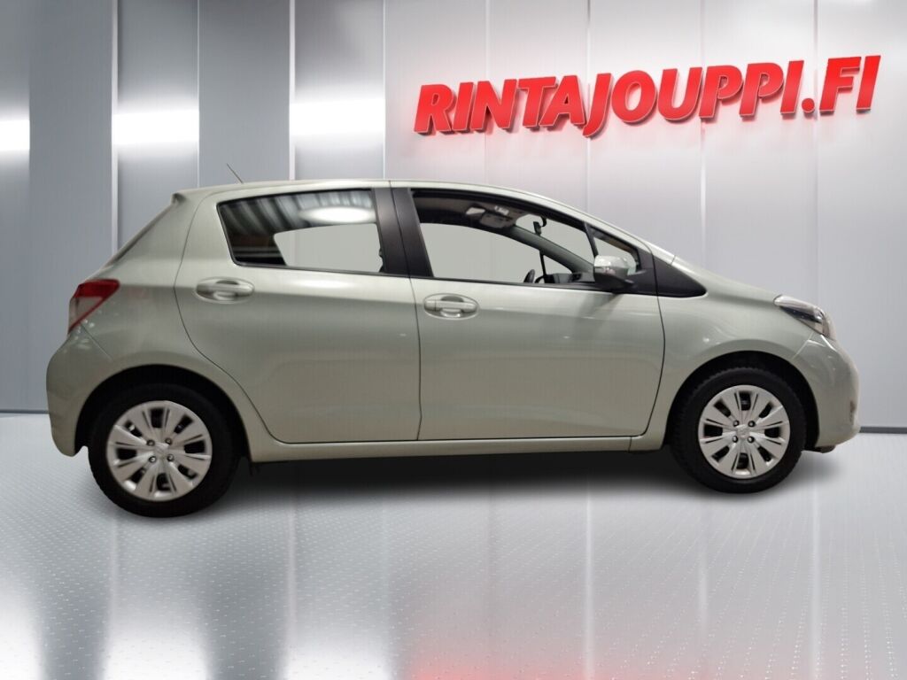 Toyota Yaris 2012 Harmaa