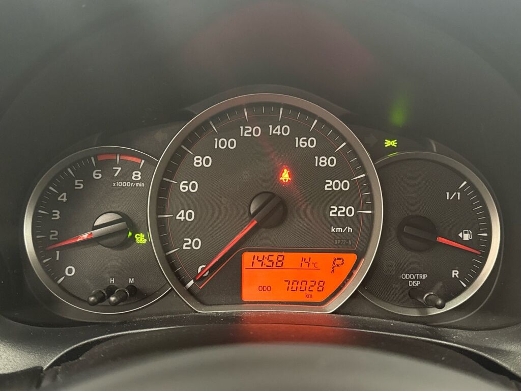 Toyota Yaris 2012 Harmaa