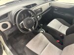 Toyota Yaris 2012 Harmaa