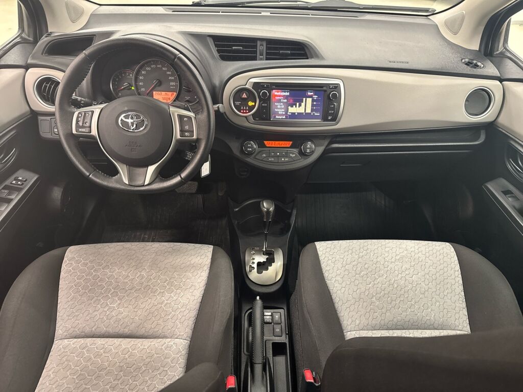 Toyota Yaris 2012 Harmaa
