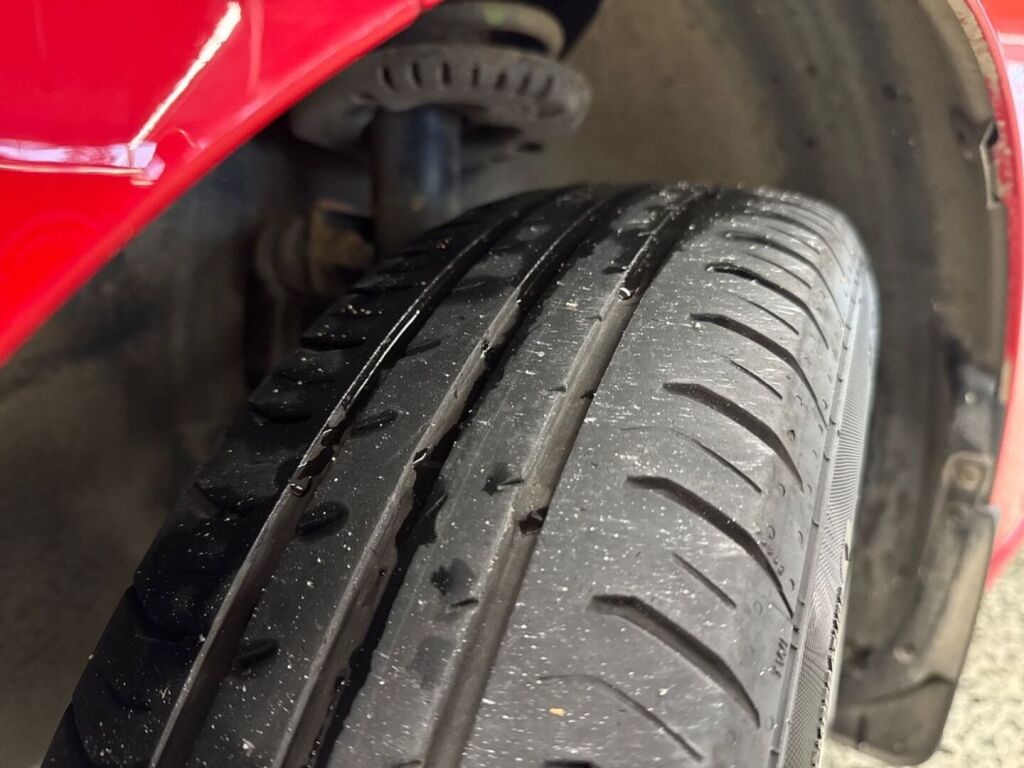 Skoda Citigo 2013 Punainen