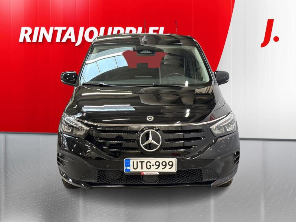 Mercedes-Benz EQT 2024 Musta