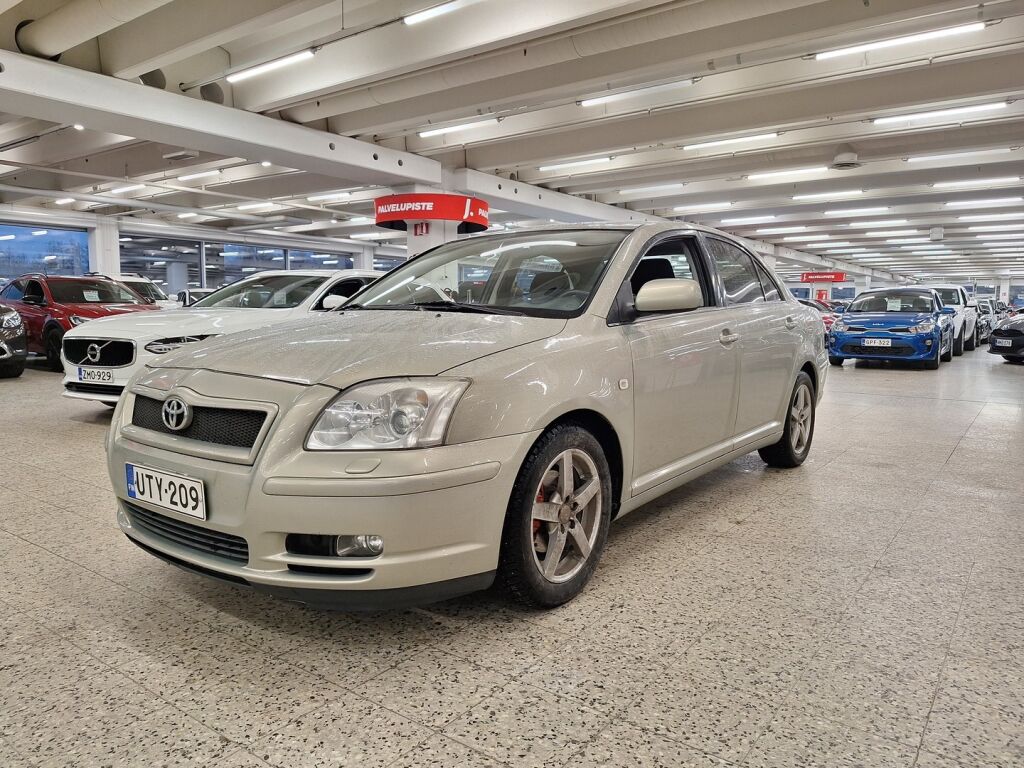 Toyota Avensis 2006 Vihreä