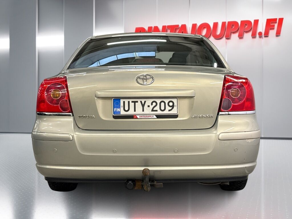 Toyota Avensis 2006 Vihreä