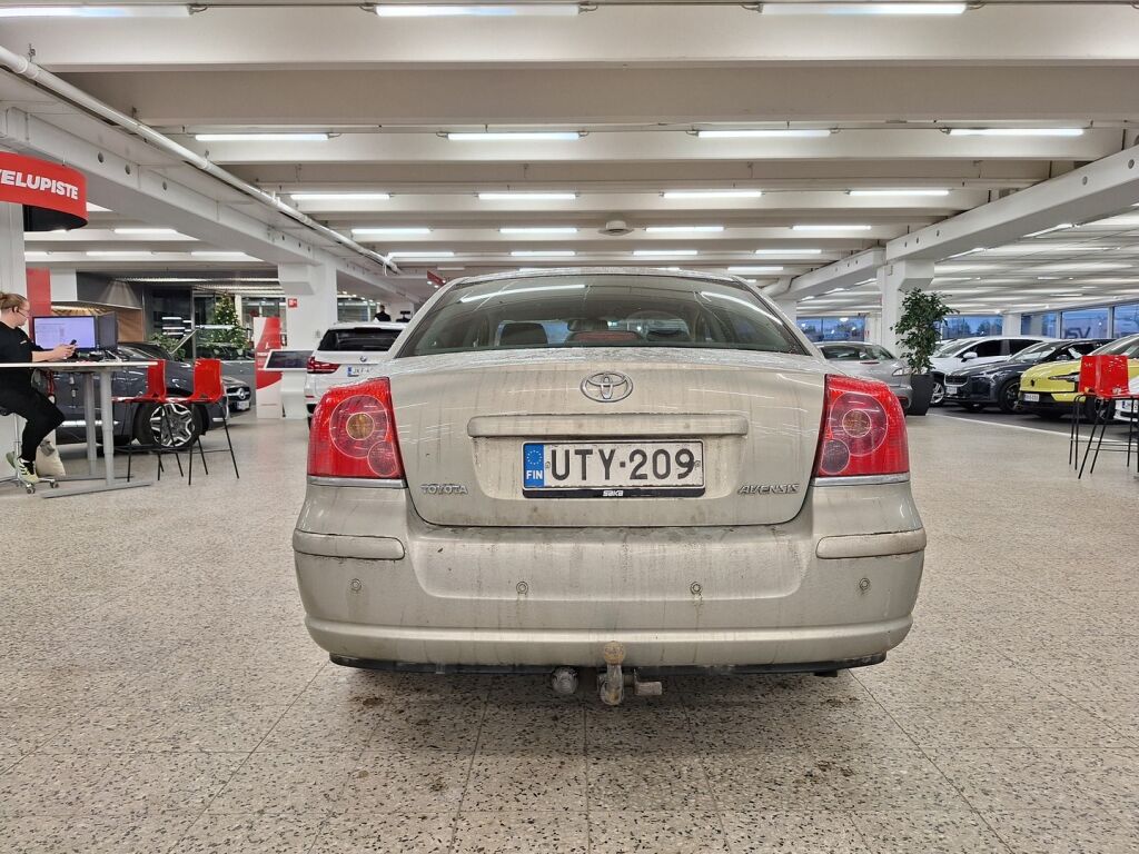 Toyota Avensis 2006 Vihreä