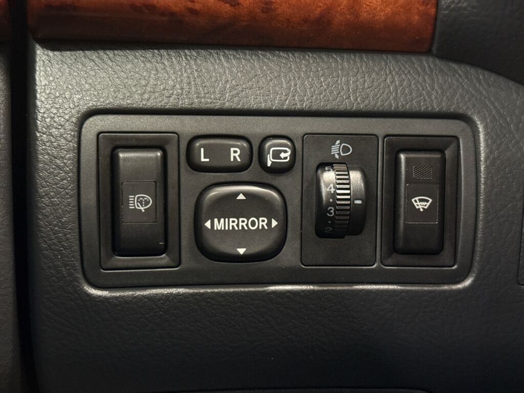 Toyota Avensis 2006 Vihreä