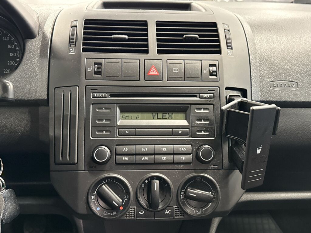 Volkswagen Polo 2006 Vihreä