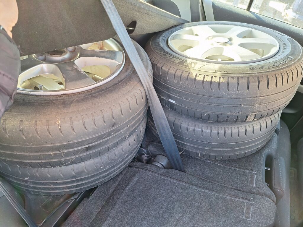 Toyota Yaris 2006 Hopea