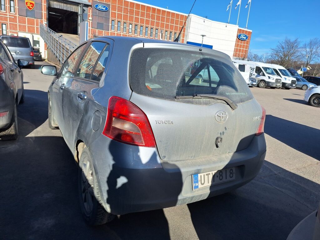 Toyota Yaris 2006 Hopea