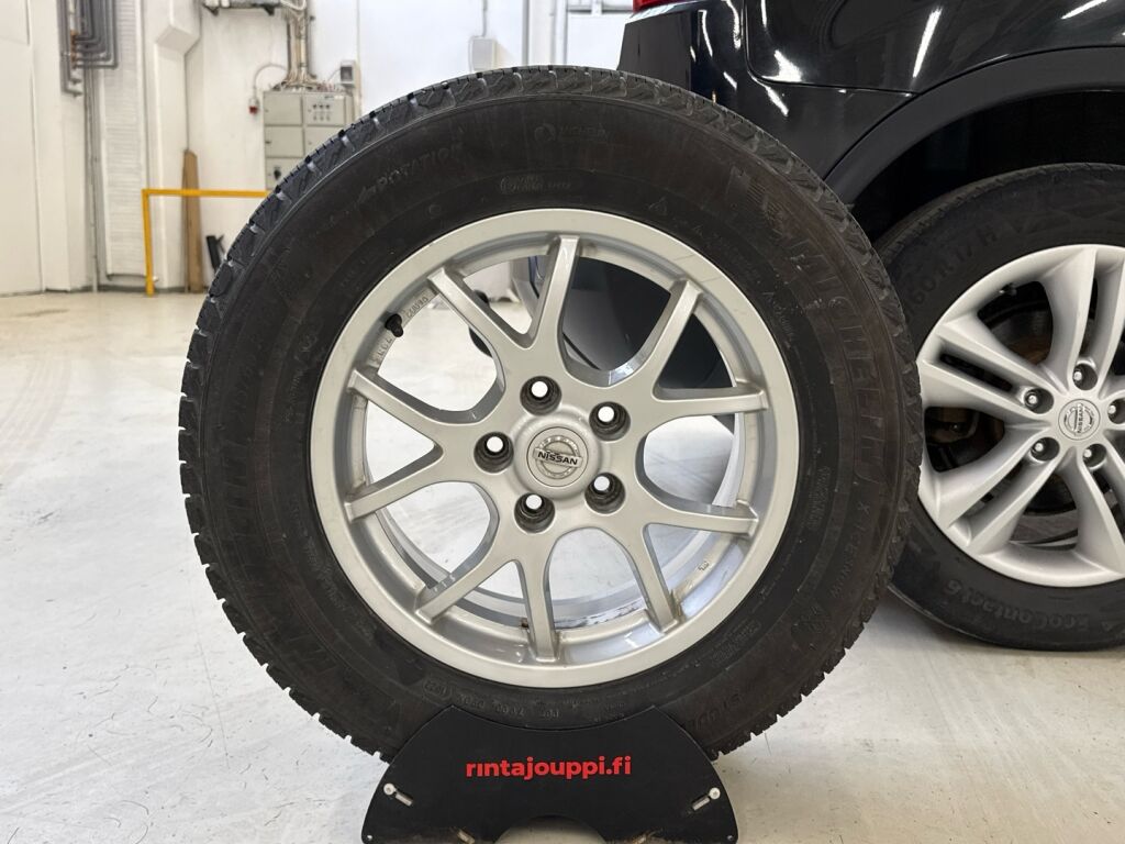 Nissan Qashqai 2012 Musta