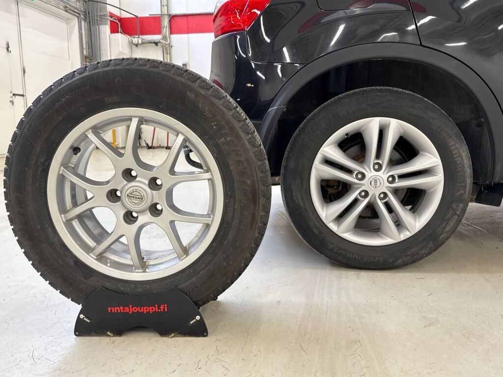 Nissan Qashqai 2012 Musta