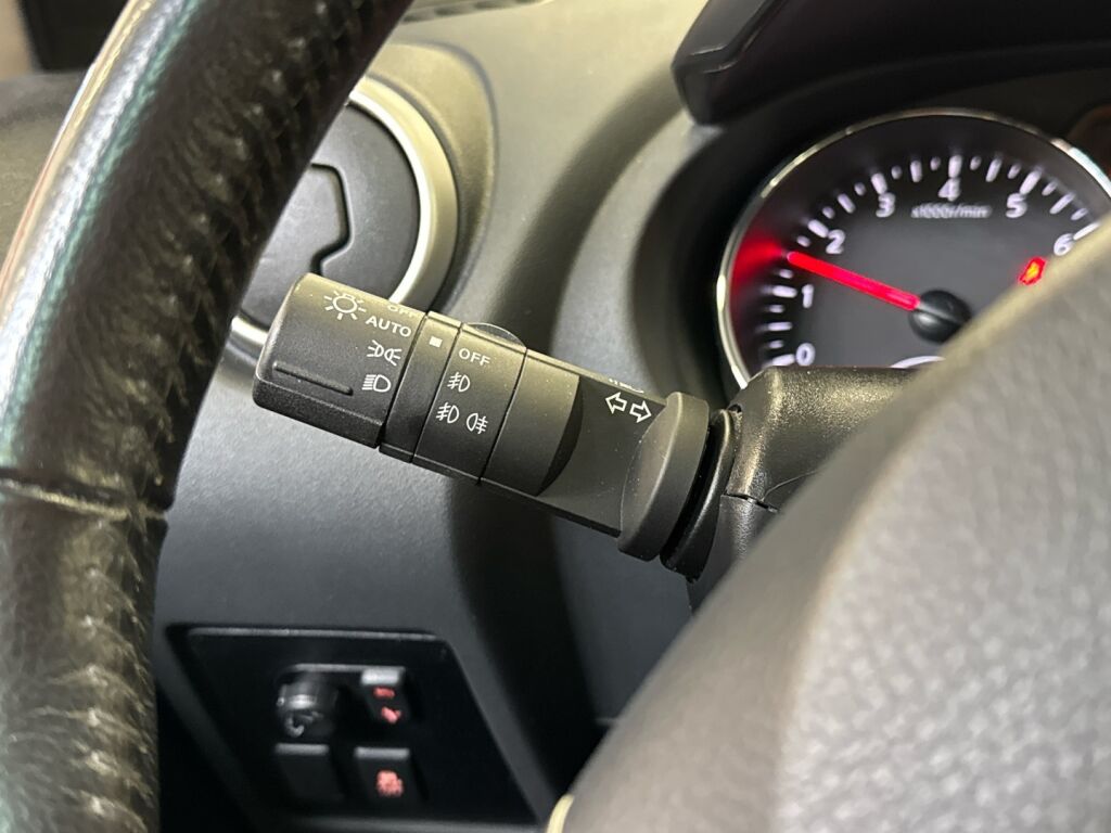 Nissan Qashqai 2012 Musta