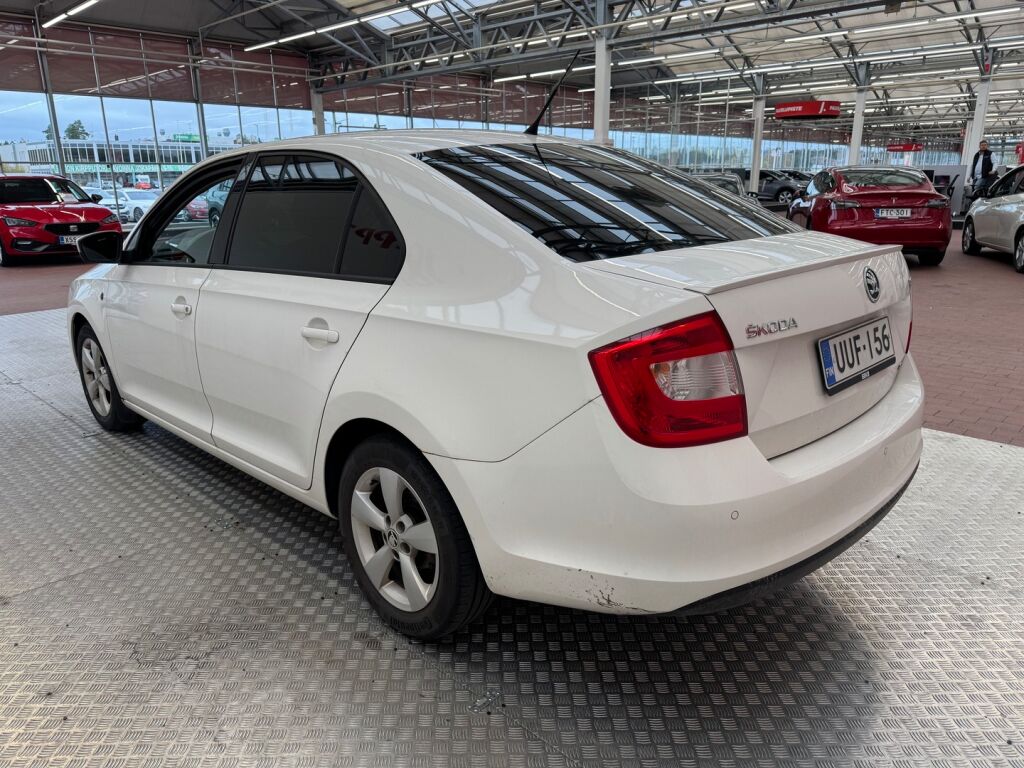 Skoda Rapid 2013 Valkoinen