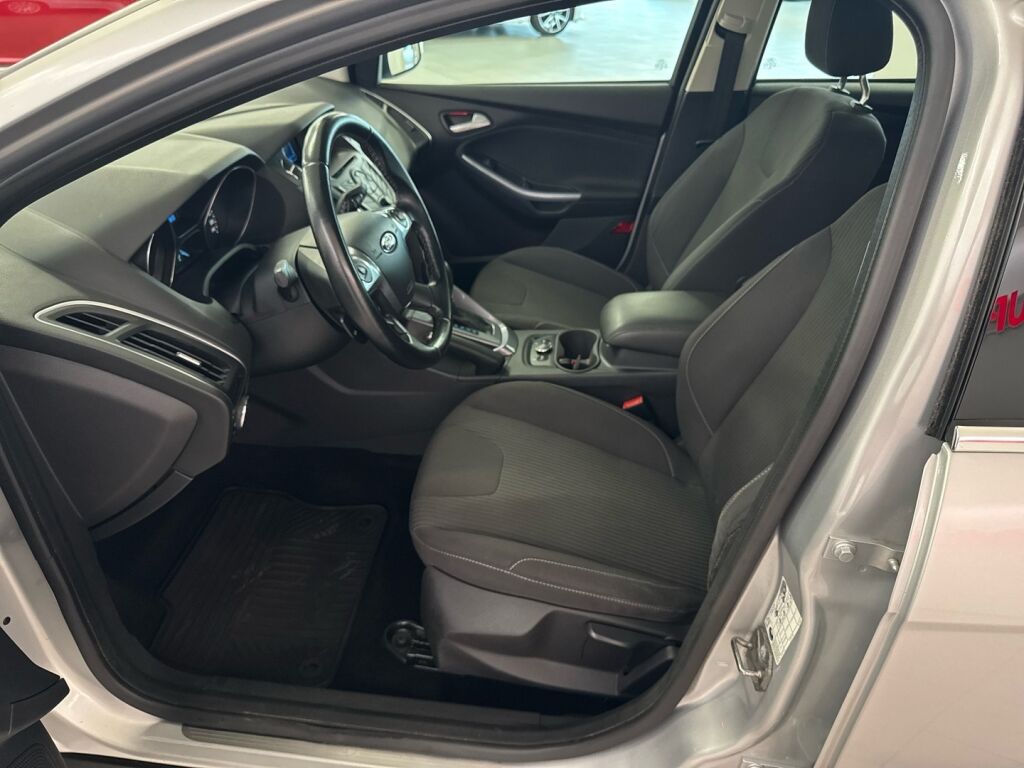 Ford Focus 2013 Harmaa