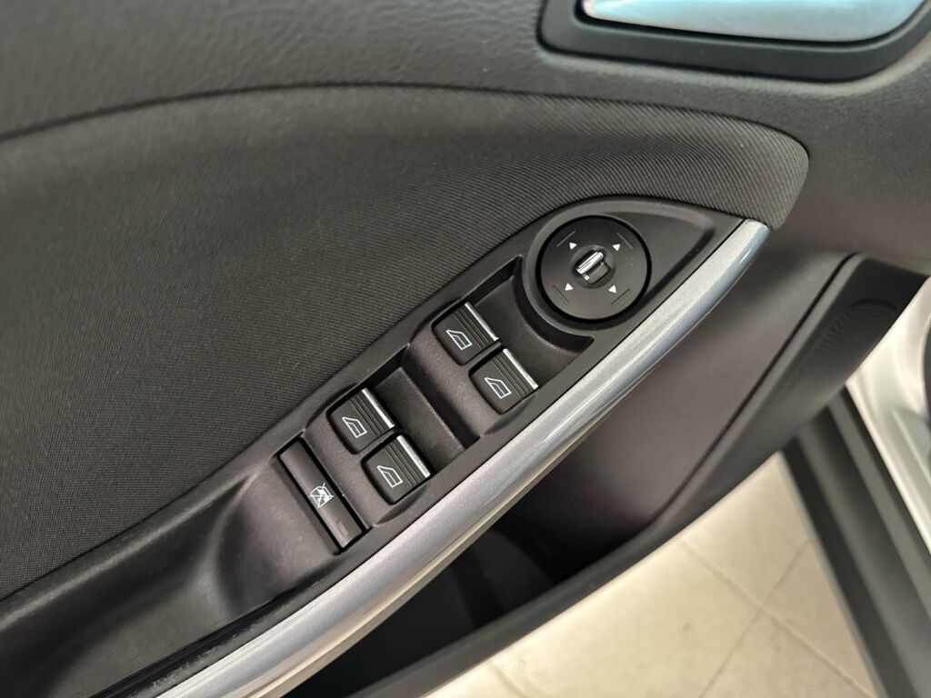 Ford Focus 2013 Harmaa