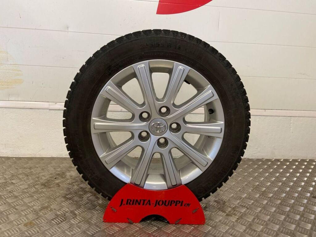 Toyota Auris 2013 Punainen