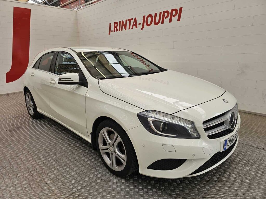 Mercedes-Benz A 2012 Valkoinen