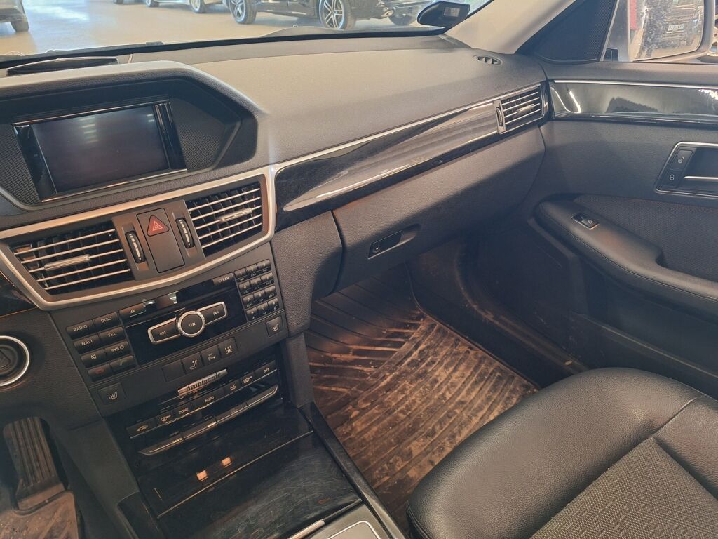 Mercedes-Benz E 2013 Harmaa