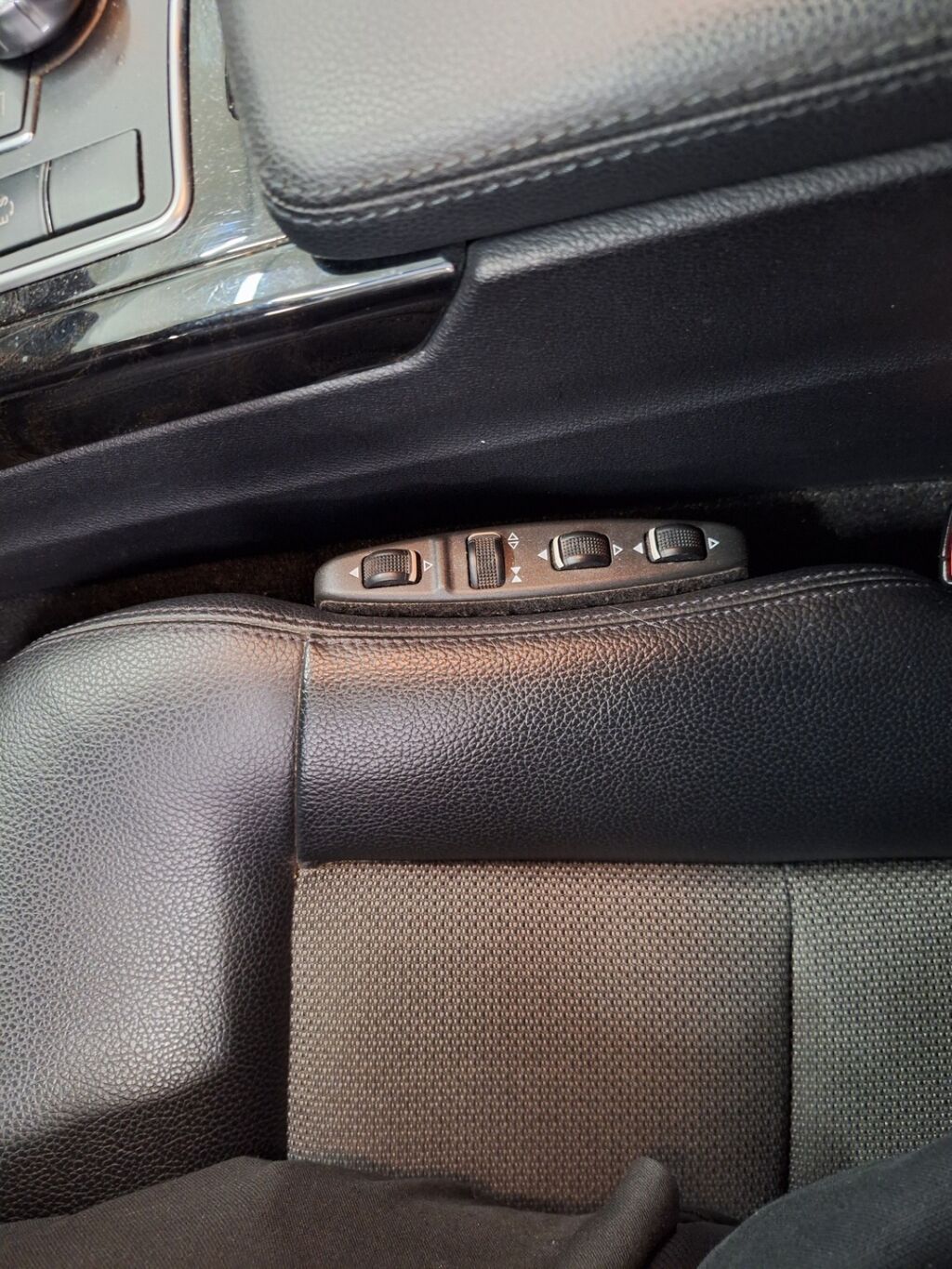 Mercedes-Benz E 2013 Harmaa