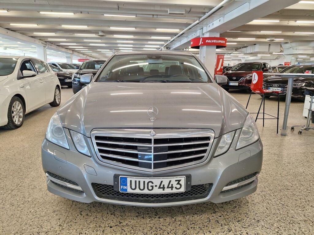 Mercedes-Benz E 2013 Harmaa