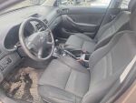 Toyota Avensis 2006 Ruskea (beige)