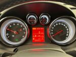 Opel Astra 2013 Punainen