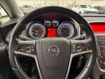 Opel Astra 2013 Punainen