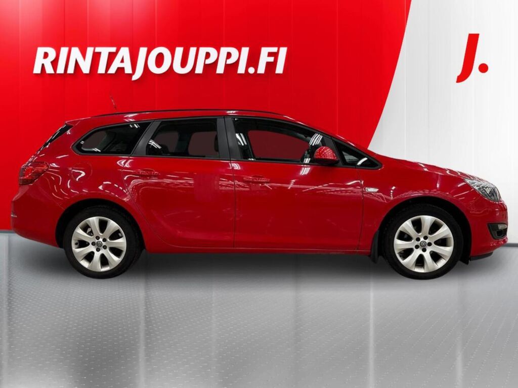 Opel Astra 2013 Punainen