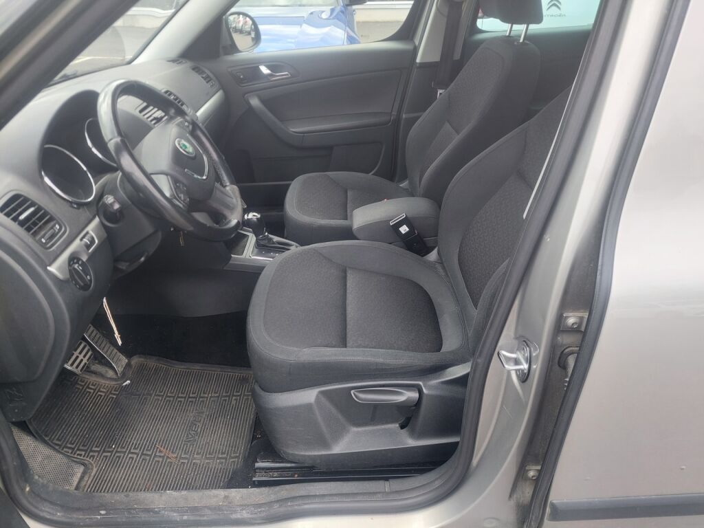 Skoda Yeti 2013 Ruskea (beige)