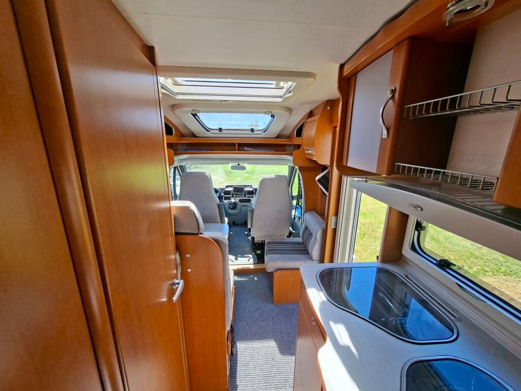 LMC LIBERTY BASIC TI 574 2008 Valkoinen
