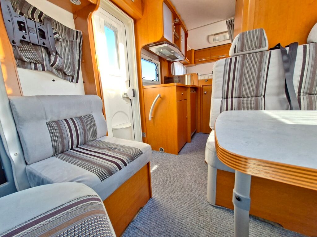 LMC LIBERTY BASIC TI 574 2008 Valkoinen