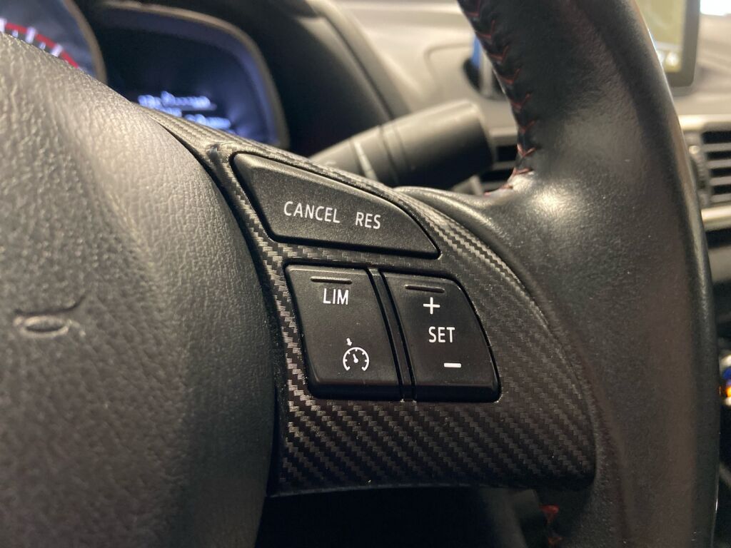 Mazda 3 2014 Valkoinen