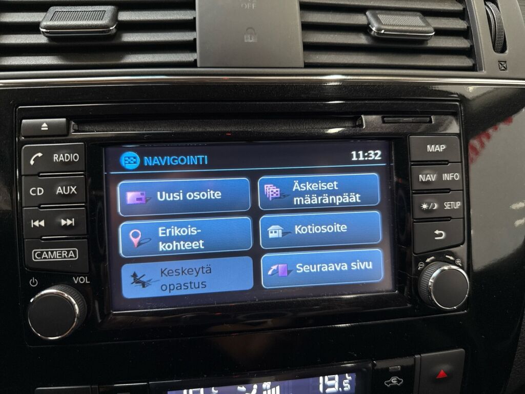 Nissan Pulsar 2015 Harmaa