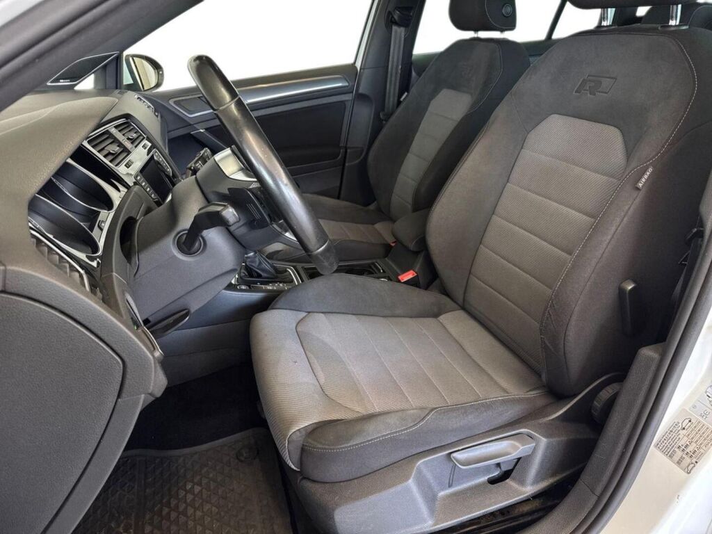 Volkswagen Golf 2015 Valkoinen