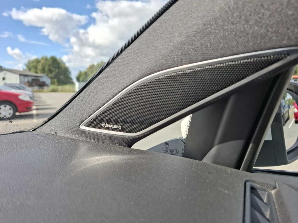 Volkswagen Golf 2015 Valkoinen