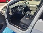 Volkswagen Golf 2015 Valkoinen