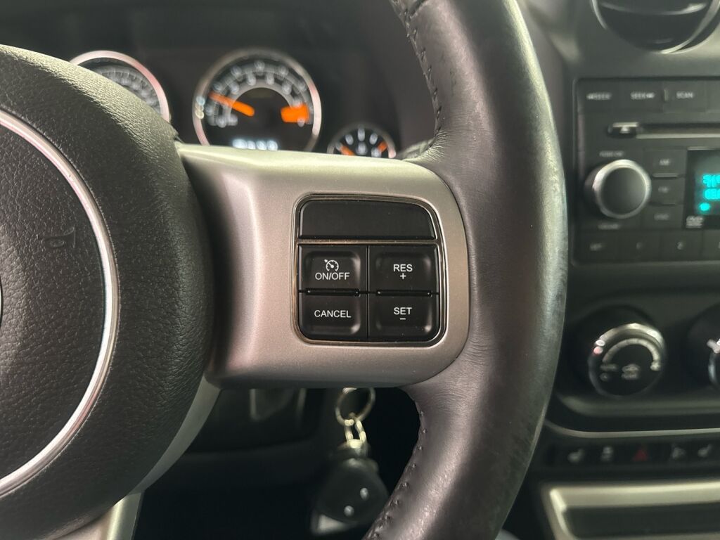 Jeep Compass 2014 Musta