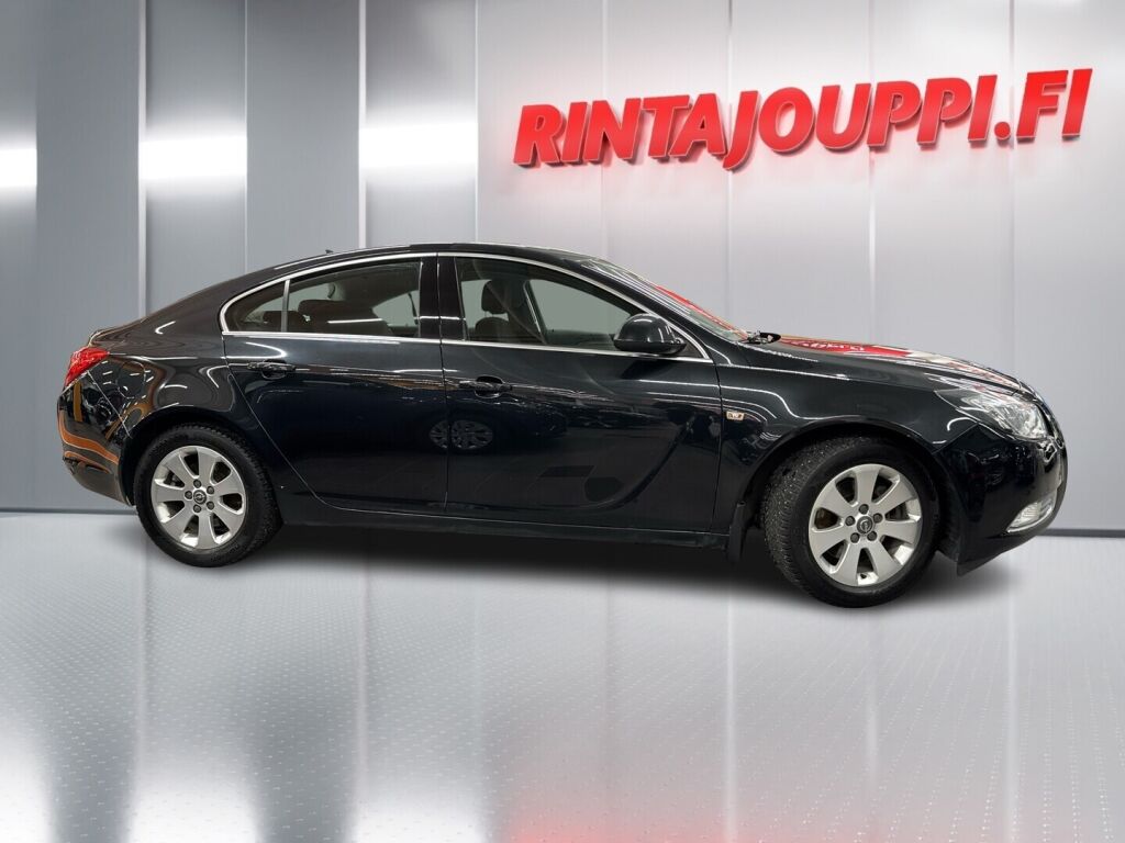 Opel Insignia 2013 Musta