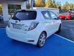 Toyota Yaris 2013 Valkoinen