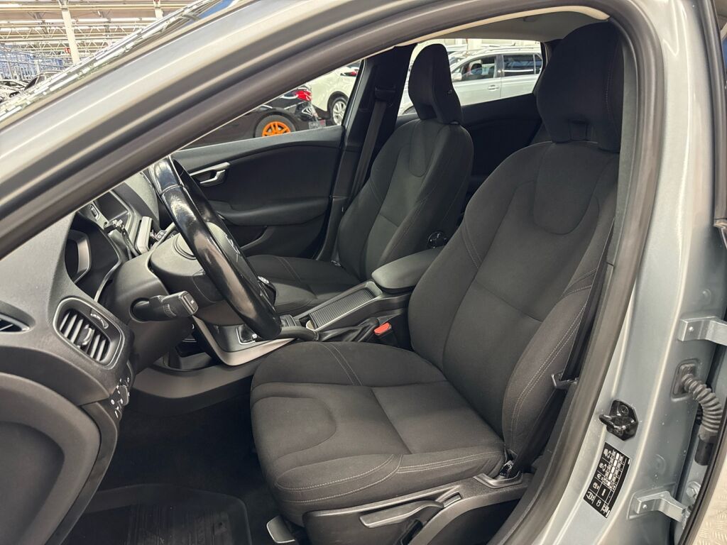 Volvo V40 2013 Harmaa