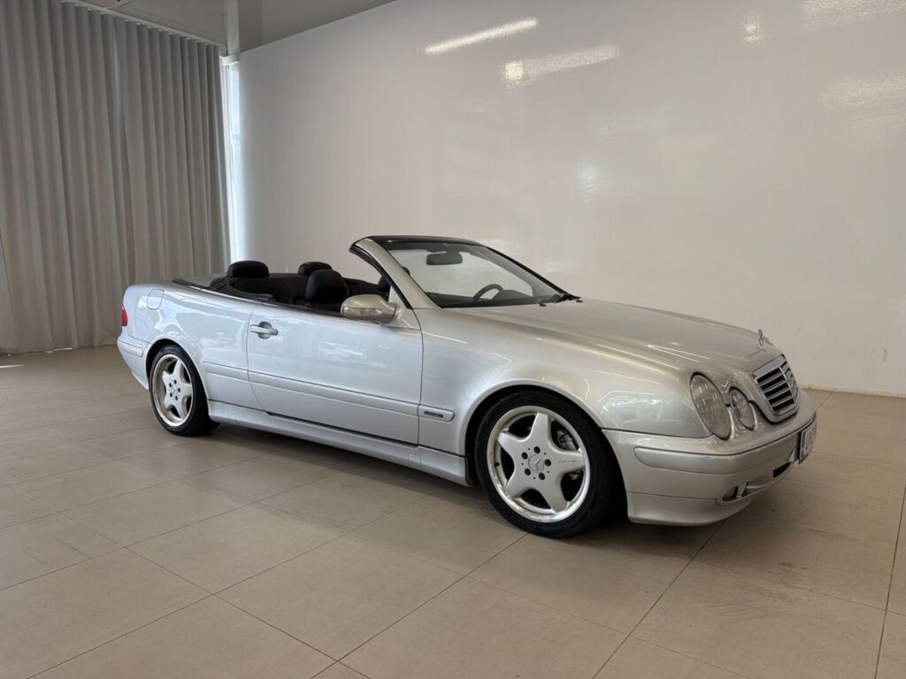 Mercedes-Benz CLK 2001 Harmaa