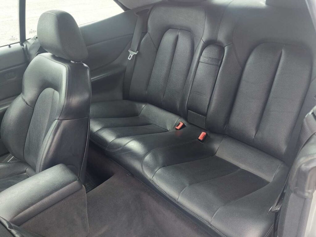 Mercedes-Benz CLK 2001 Harmaa
