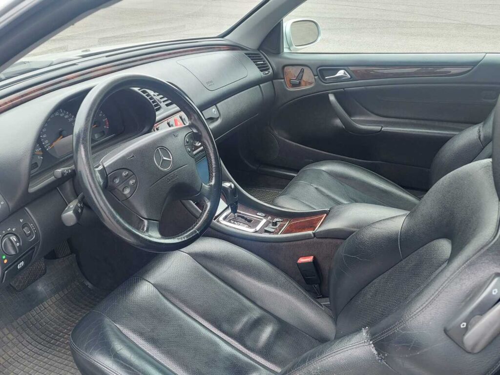 Mercedes-Benz CLK 2001 Harmaa