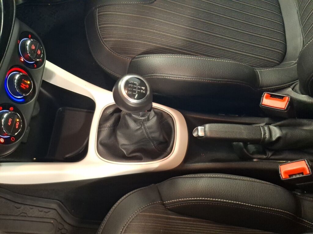 Opel Adam 2014 Sininen