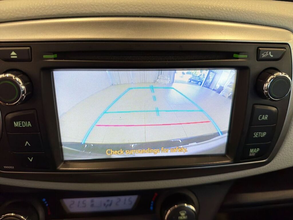 Toyota Yaris 2013 Musta
