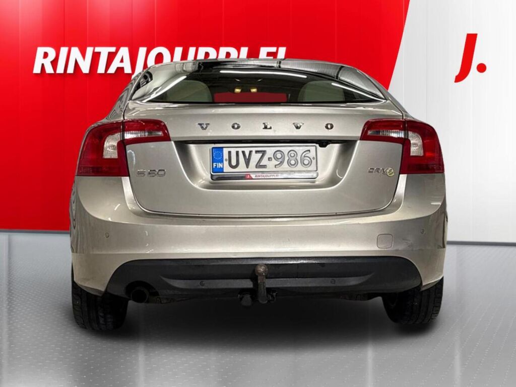 Volvo S60 2011 Ruskea (beige)