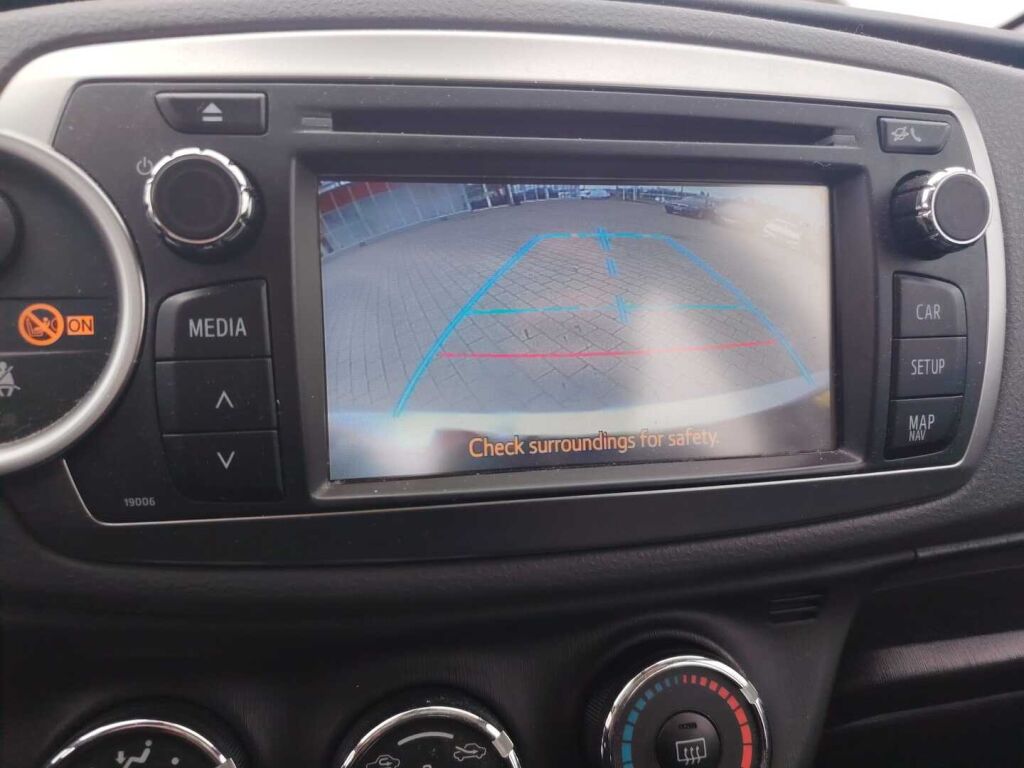 Toyota Yaris 2013 Hopea